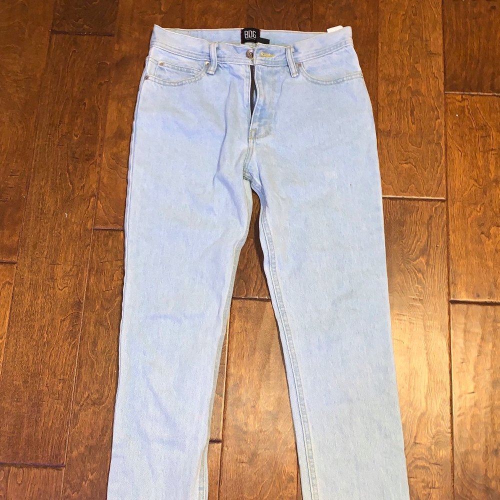 BDG MOM JEANS